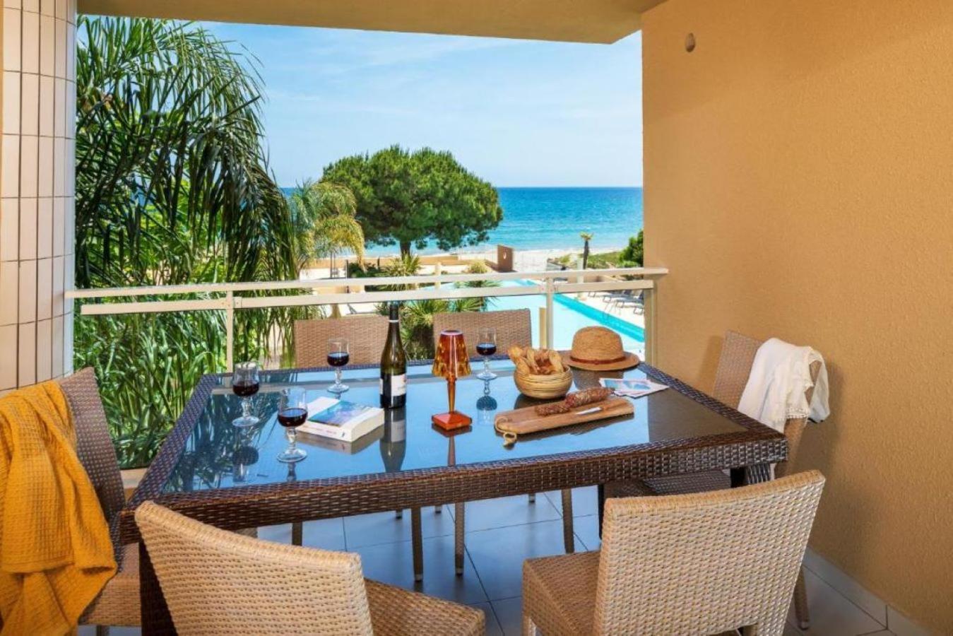Residence Marina Bianca Santa-Lucia-di-Moriani Eksteriør bilde