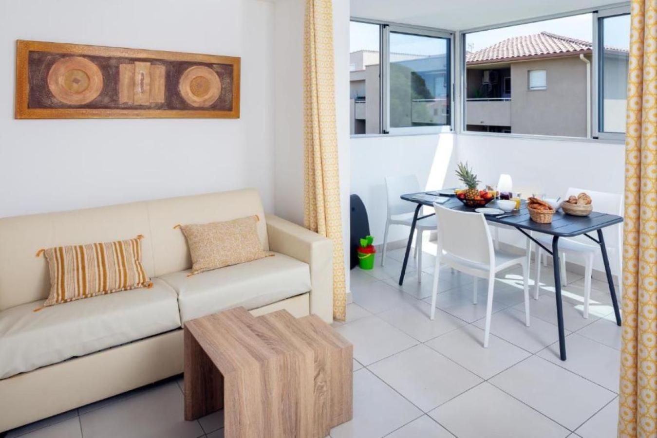 Residence Marina Bianca Santa-Lucia-di-Moriani Eksteriør bilde